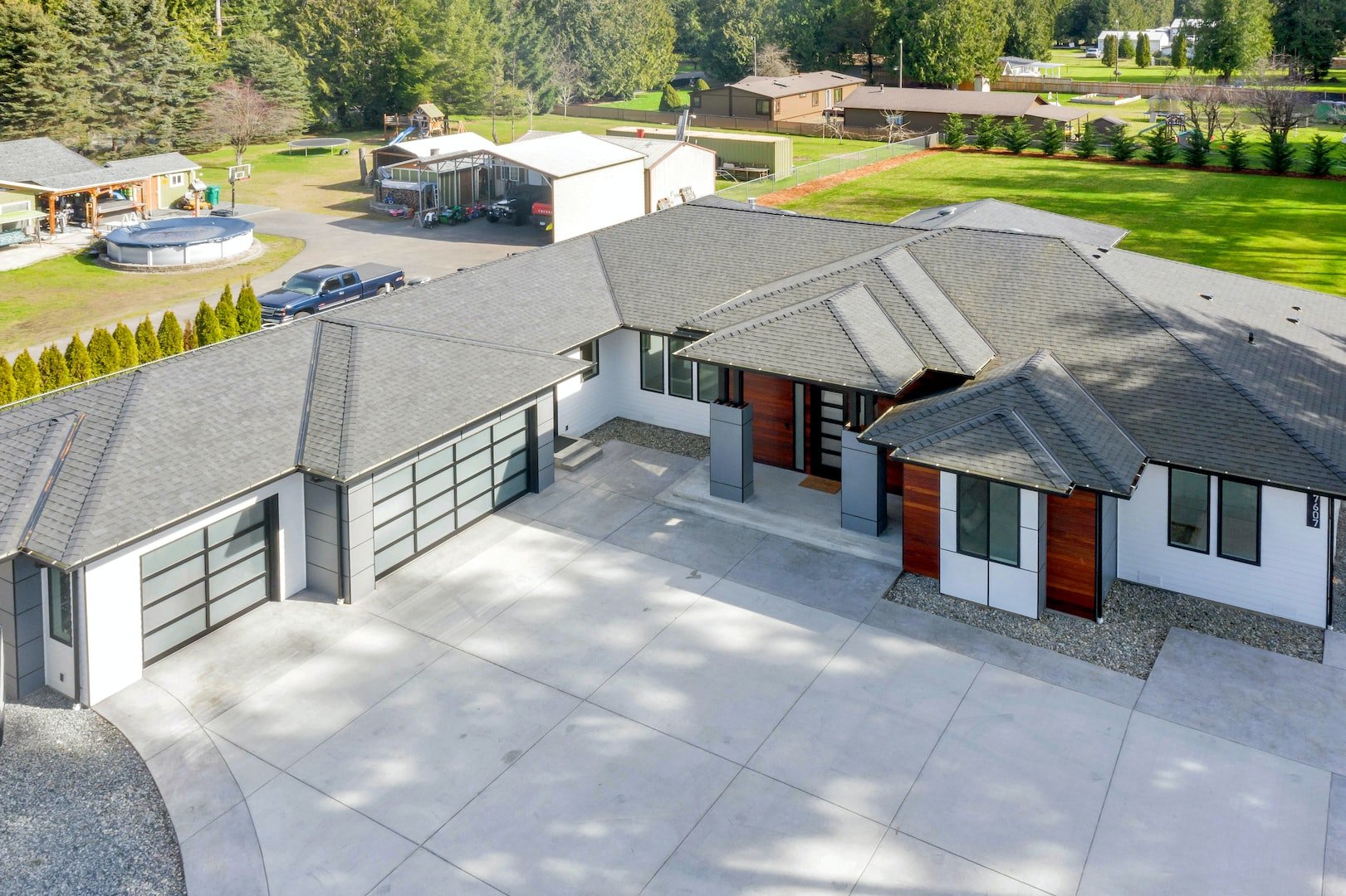 what material is the best for a new roof Journeyman Exteriors